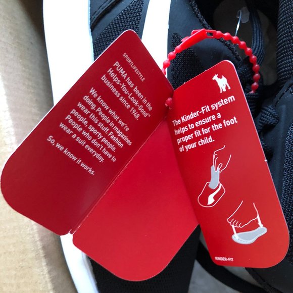 Brand New Kids' Black and White Puma Trainers Running Shoes Sneakers - Picture 7 of 9